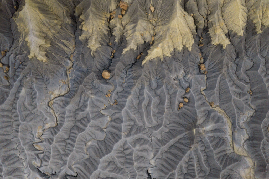 Main image DESERT TAPESTRY